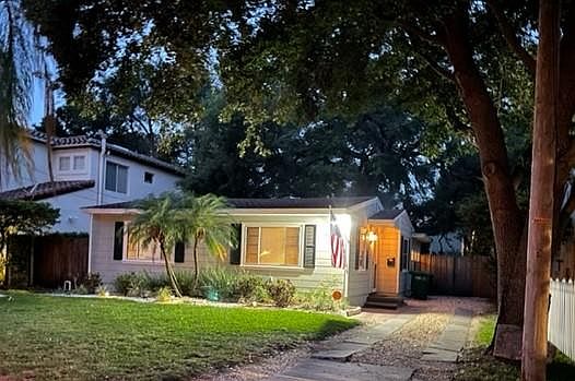 2nd image of 4311 W Obispo St