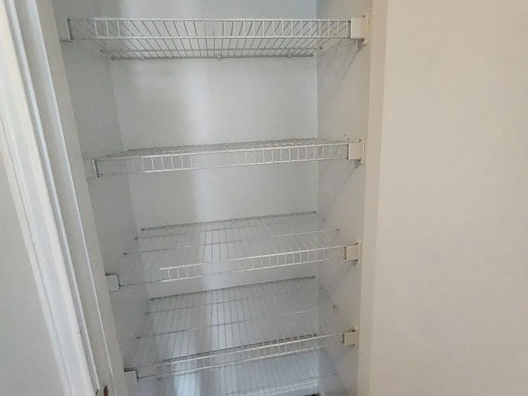 Castlewood Apartments - Huntsville, AL — Photo 14