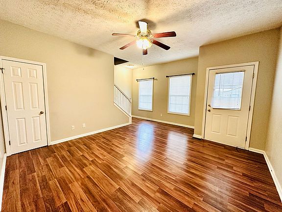 3rd image of 1705 Stratton Ct