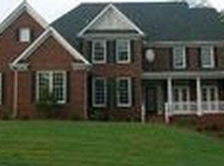 1010 Persimmon Creek Dr, Bishop, GA 30621