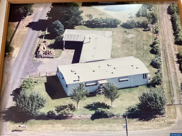 56734 Way Ln, Warren, OR 97053