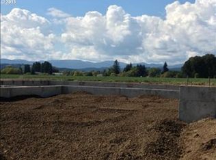 420 S Balm St, Yamhill, OR