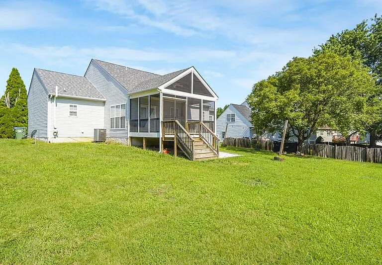 2408 Ruffin Dr — Photo 6