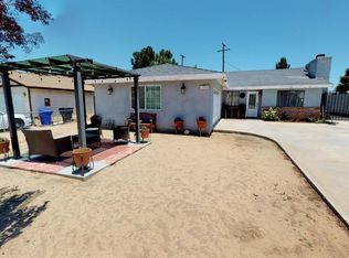 13989 Apple Dr, Victorville, CA 92395