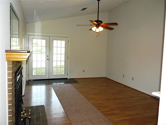 3rd image of 344 Bent Bough Pl