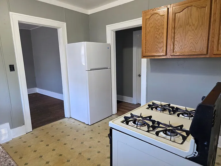 1308 Princeton Blvd — Photo 6