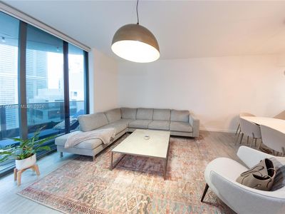 1000 Brickell Plz #3805, Miami, FL, 33131