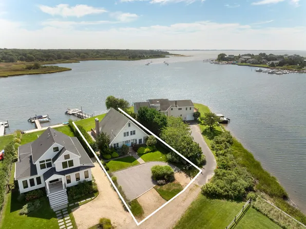 38 Old Fort Ln, Southampton, NY 11968