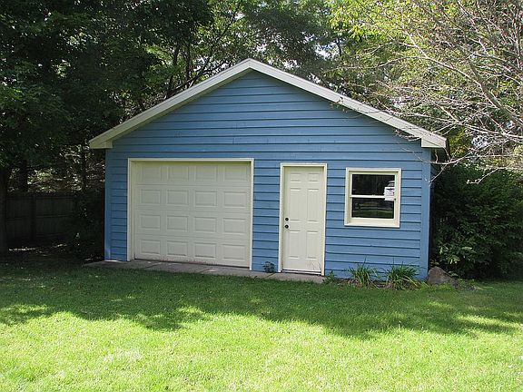 4th image of 10437 W Prairie Ln