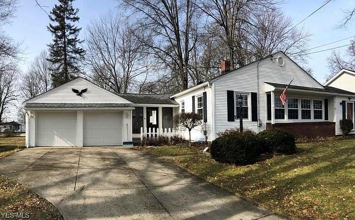 1st image of 72 Hale Ave
