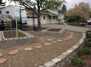 1049 Virginia Ave, Moscow, ID 83843