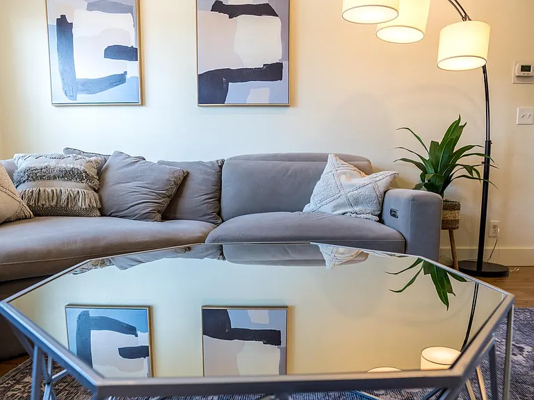 2160 Riverside Ave #7 — Photo 27