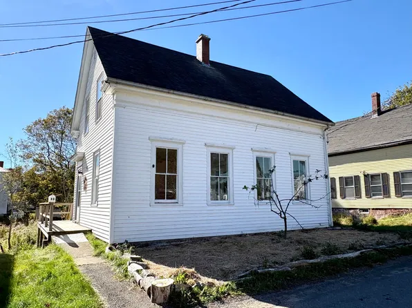 40 Shackford Street, Eastport, ME 04631
