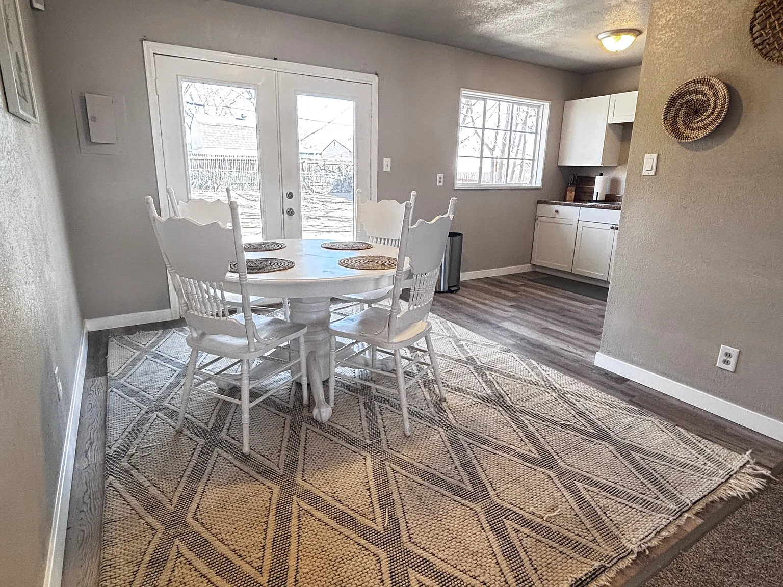 3 bed, 1875 sqft, $2,100 — Photo 4