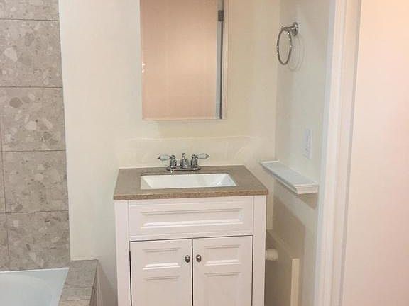 3rd image of 7120 Carlson Cir Unit 274