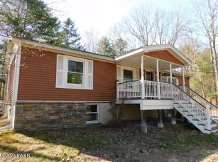 104 Tamarack Dr, Milford, PA 18337