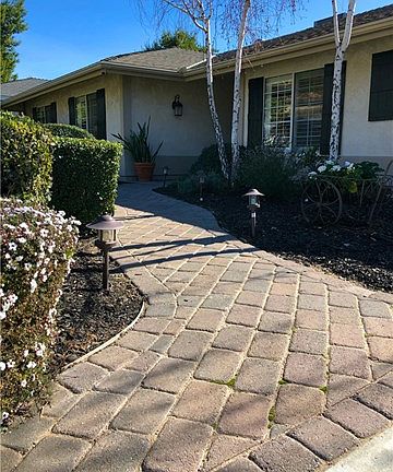 3rd image of 25409 Jaclyn Ave