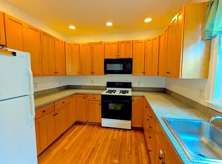 340 Franklin St APT 2, Cambridge, MA 02139