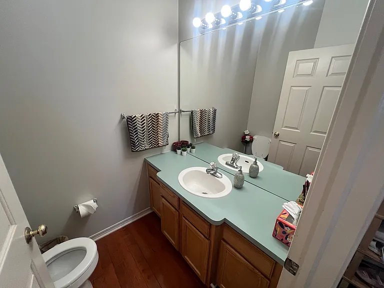 39419 Dorchester Cir — Photo 13