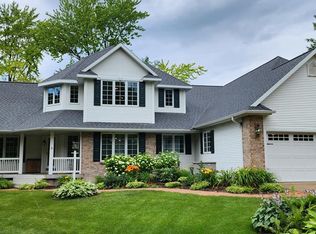 1461 N Bay Shore Rd, Brussels, WI 54204