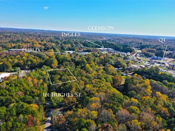 101 Hughes St, Seneca, SC 29672