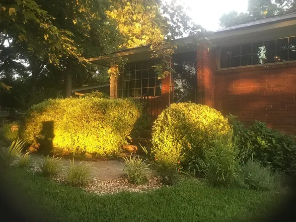 100 Southwold Dr, Charlotte, NC 28217