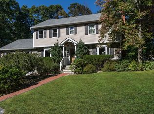 8 Evergreen Ter, Norwalk, CT 06854