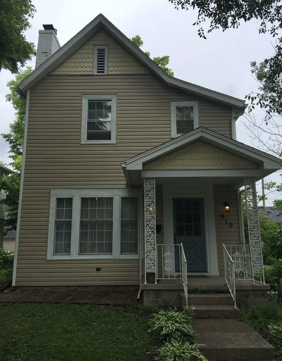 2 bed, 1.5 bath, 1642 sqft, $1,000 — Photo 1