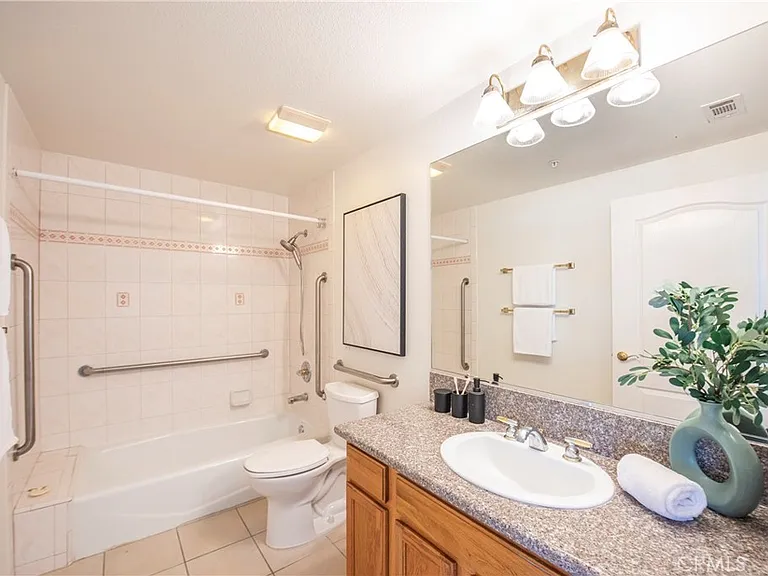 208 N Lincoln Ave #308 — Photo 14