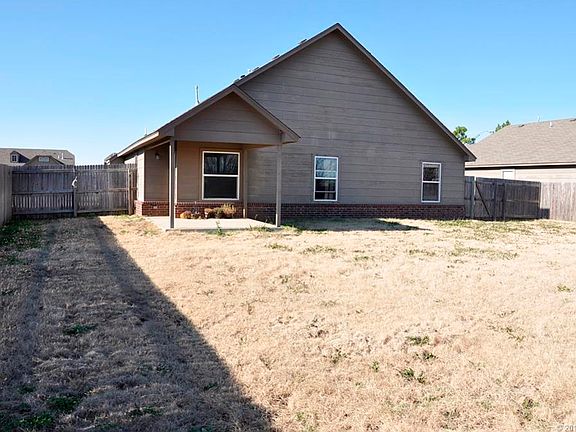 4th image of 203 Dp Newman Cir