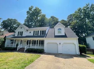 403 Coach Hovis Dr, Yorktown, VA 23693