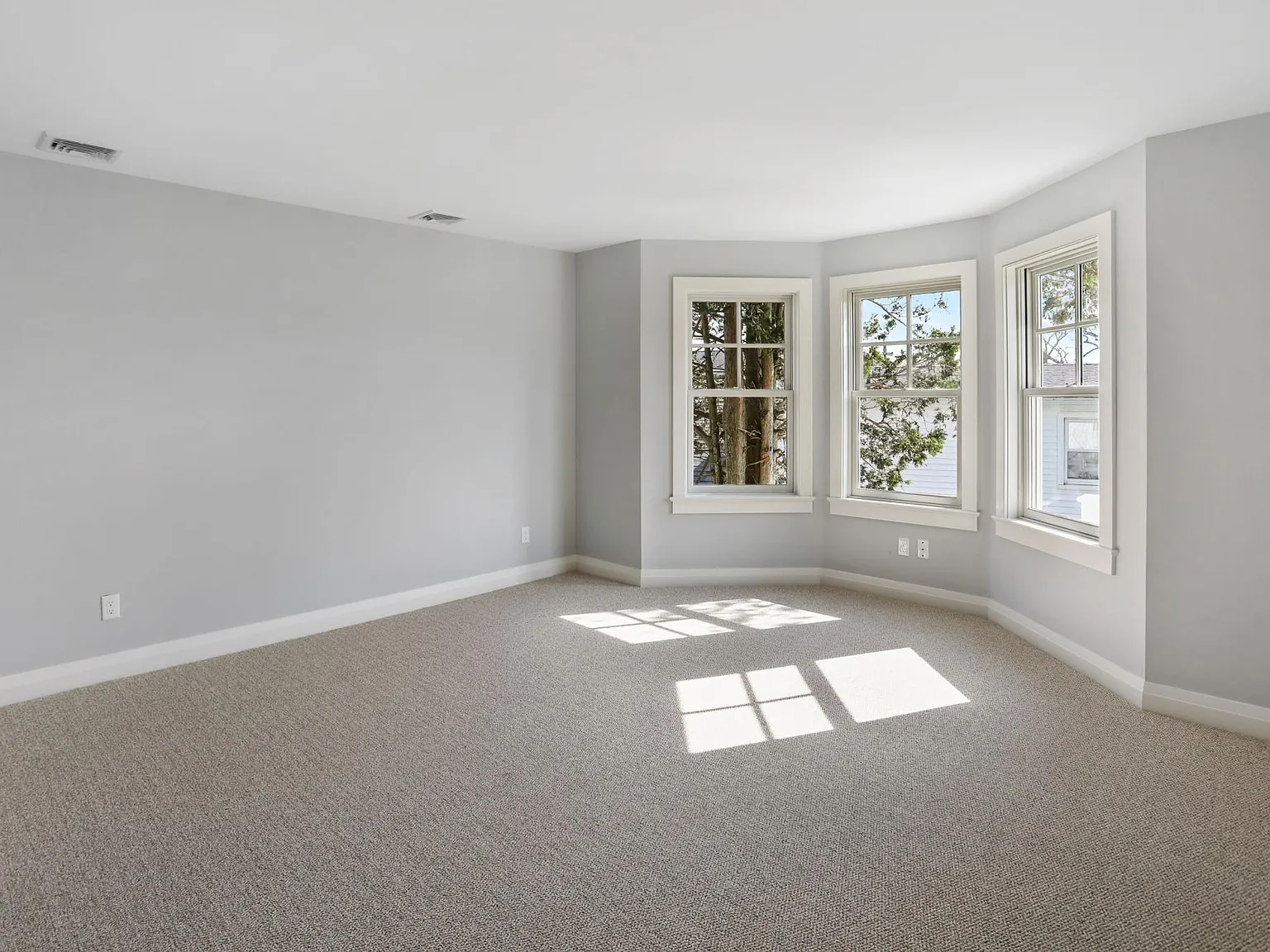 1 bed, 675 sqft, $2,150 — Photo 3