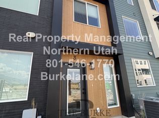 1439 W Harper Ln, Farmington, UT 84025