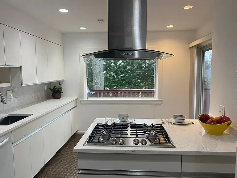 38 Griswold Pl — Photo 6