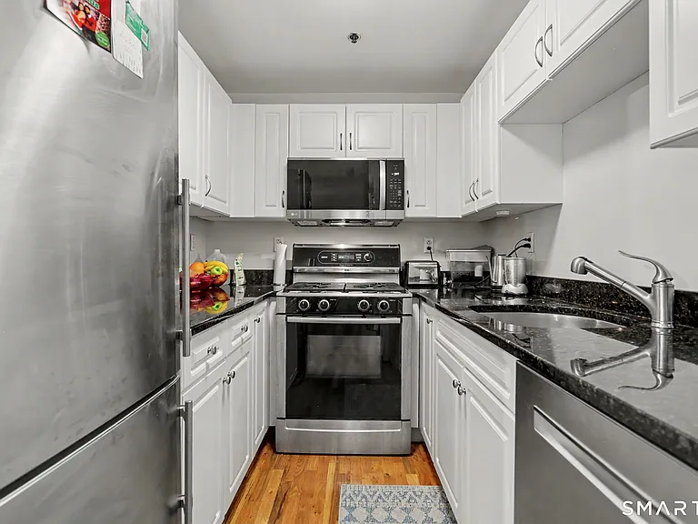 16-18 Ann St #35 — Photo 10