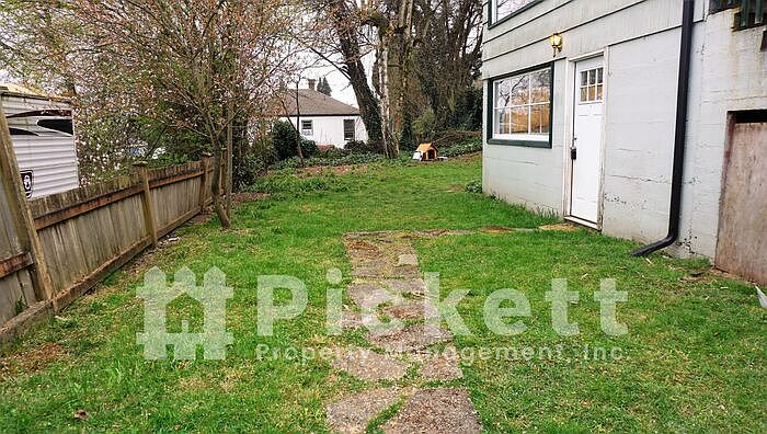 1st image of 4121 W D St Unit B