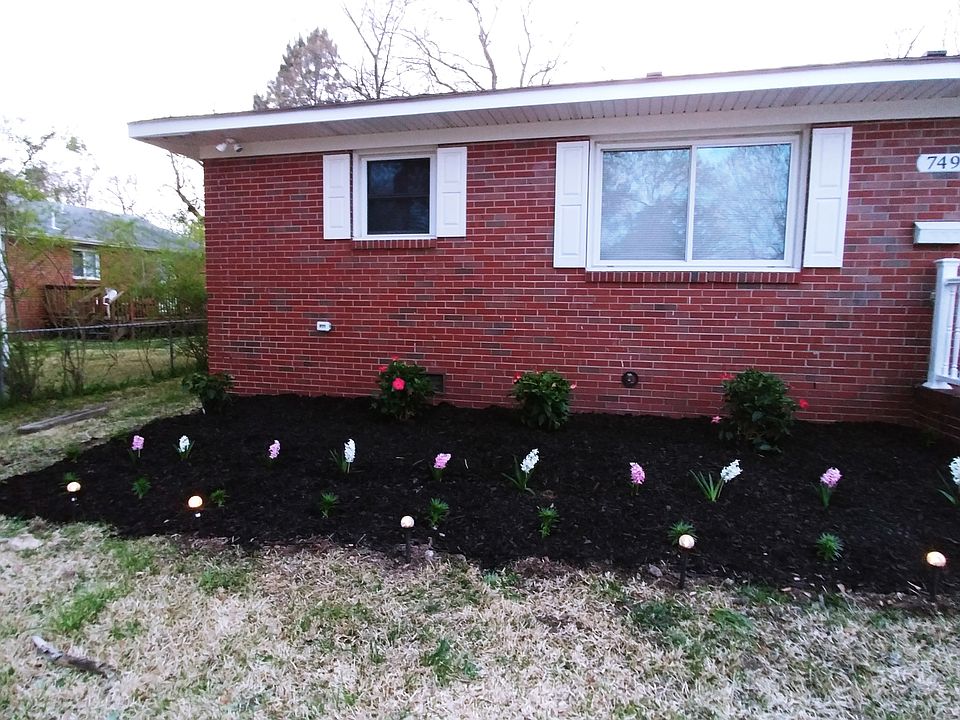 2nd image of 749 Crepe Myrtle Ln