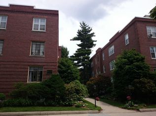 65 Park St APT 2, Brookline, MA 02446