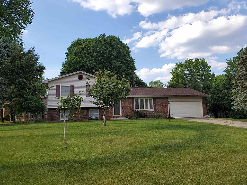 1st image of 20689 S Gatehouse Dr