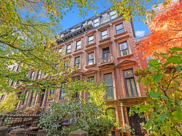 328 Clinton Avenue image 16 of 16