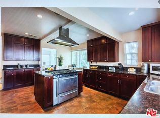 544 E 238th Pl, Carson, CA 90745