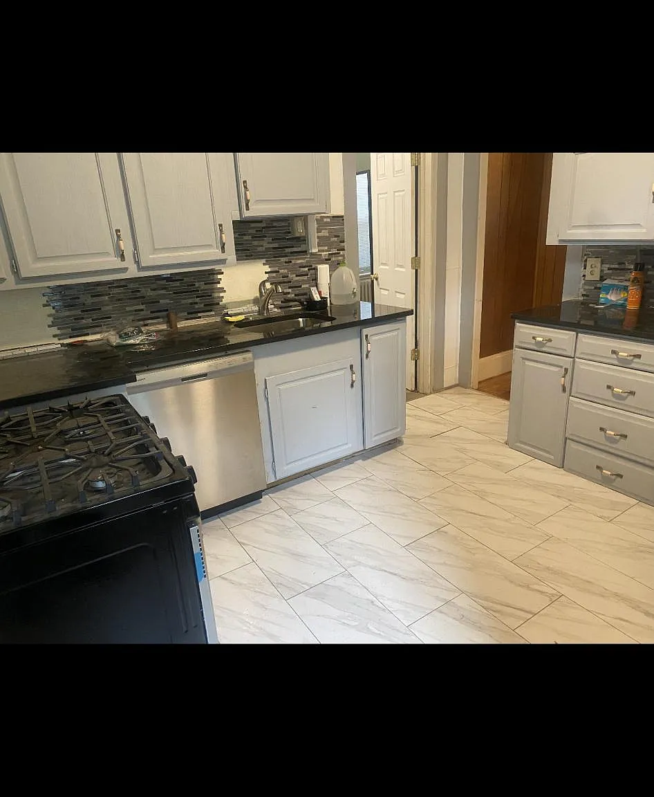 5 bed, 2.5 bath, 1488 sqft, $3,250 — Photo 1
