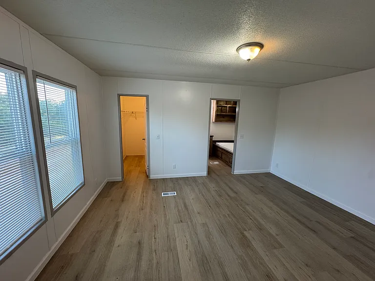 175 Milam Ln #B — Photo 8