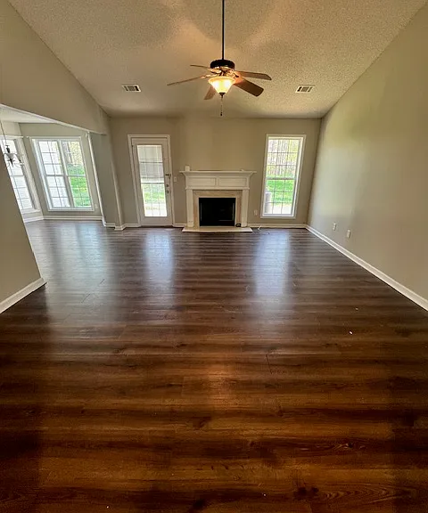 Huge main living room
