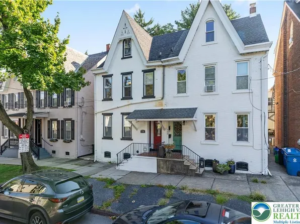 734 Center St #1, Bethlehem, PA 18018