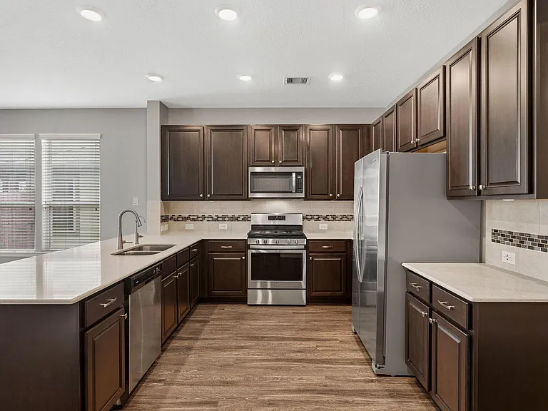 20810 Cullen Ranch Rd — Photo 6