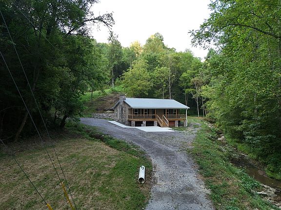 2nd image of 778 Jones Hollow Rd