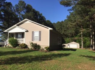 37 McIntyre Rd, Saint Joseph, TN 38481