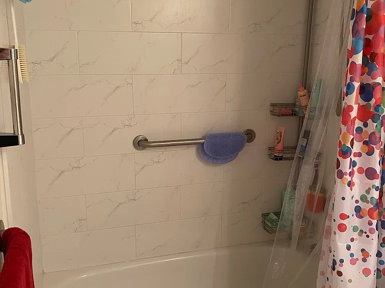 Full Bathroom-Tub and Shower