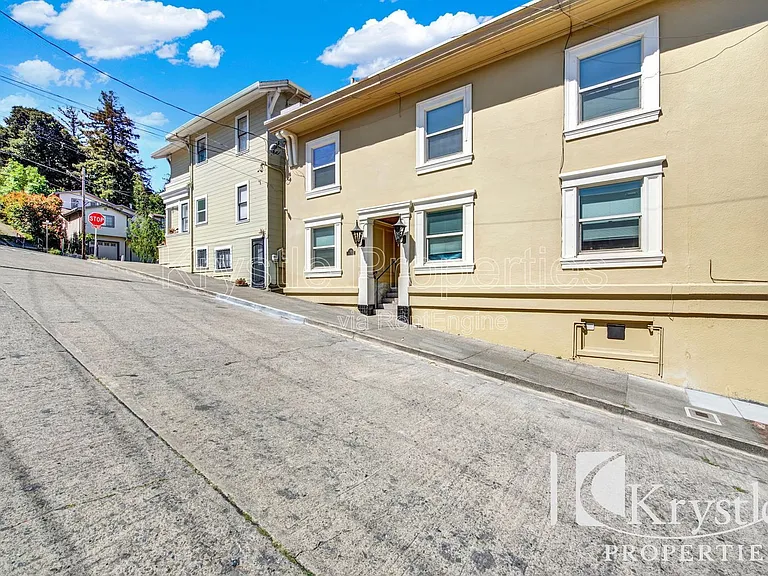 310 West St #2 — Photo 4